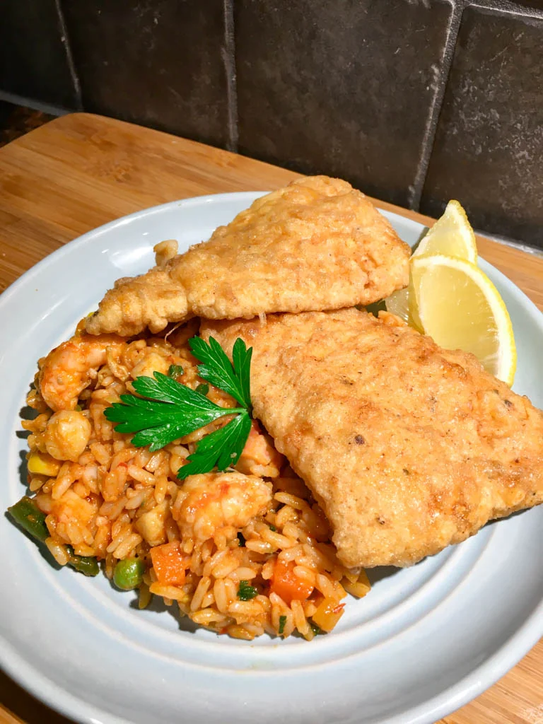 Filetes de Peixe c/ Arroz de Tomate